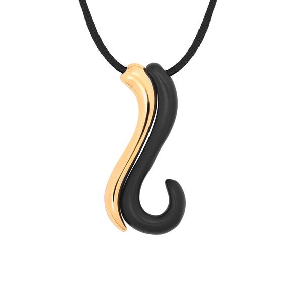 Γούρι Lucky Hook 26 σε Ορείχαλκο με επιμετάλλωση σε 18K Χρυσό & Μαύρο Μέταλλο