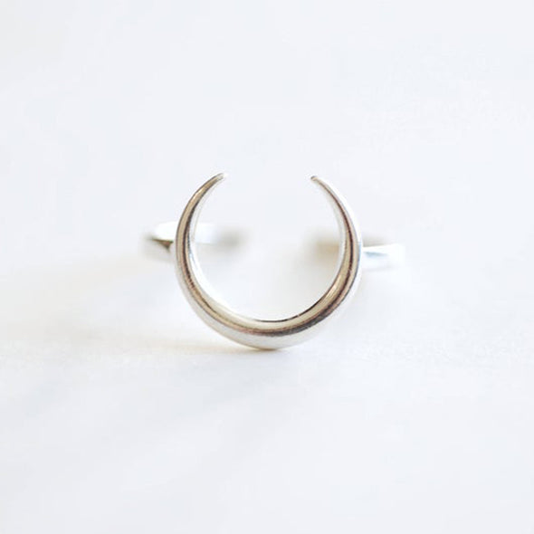 Victoire Sterling Silver Ring plated in Rhodium